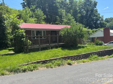637 Toe Cane Road