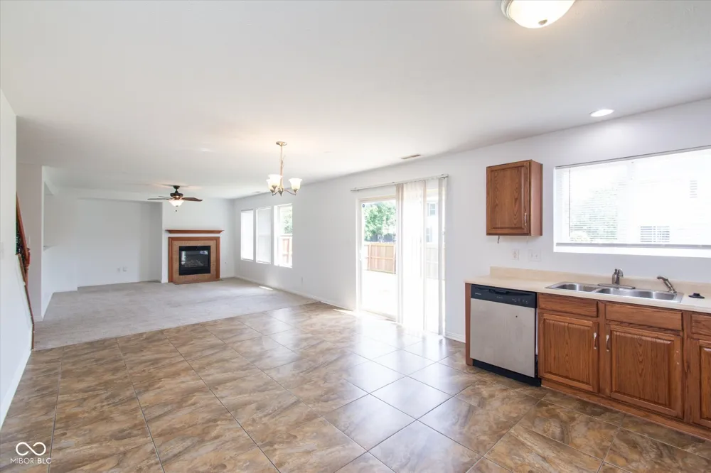 11217 Candice Drive Fishers, IN 46038