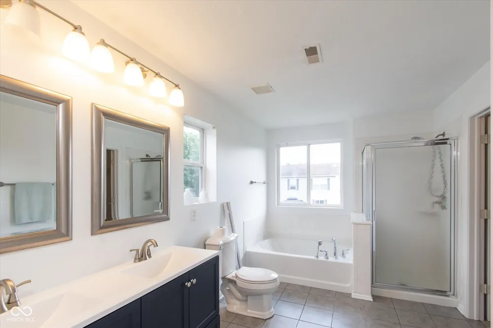 11217 Candice Drive Fishers, IN 46038