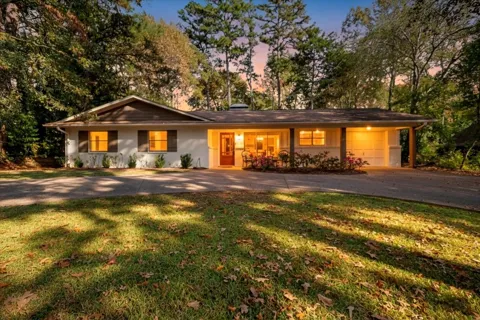 441 Hideaway Lane Central