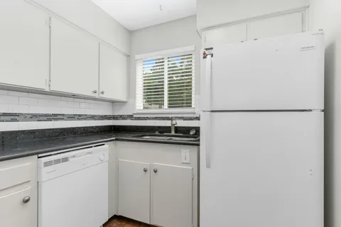 4538 Byers Avenue #10