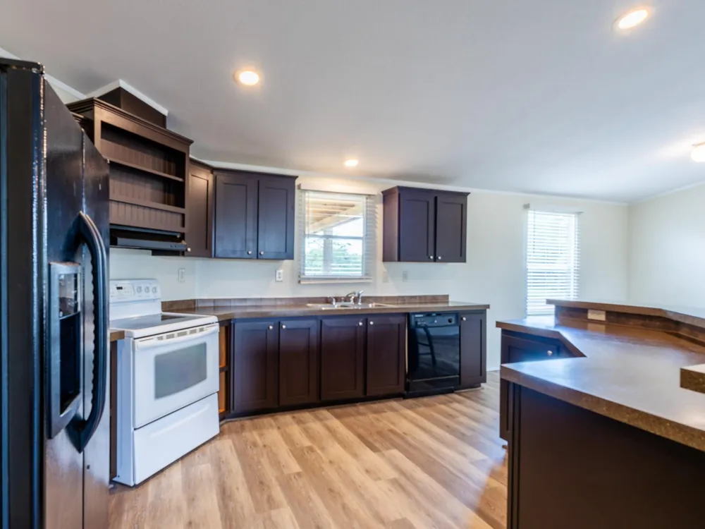 882 County Road 404 Bay City, TX 77414