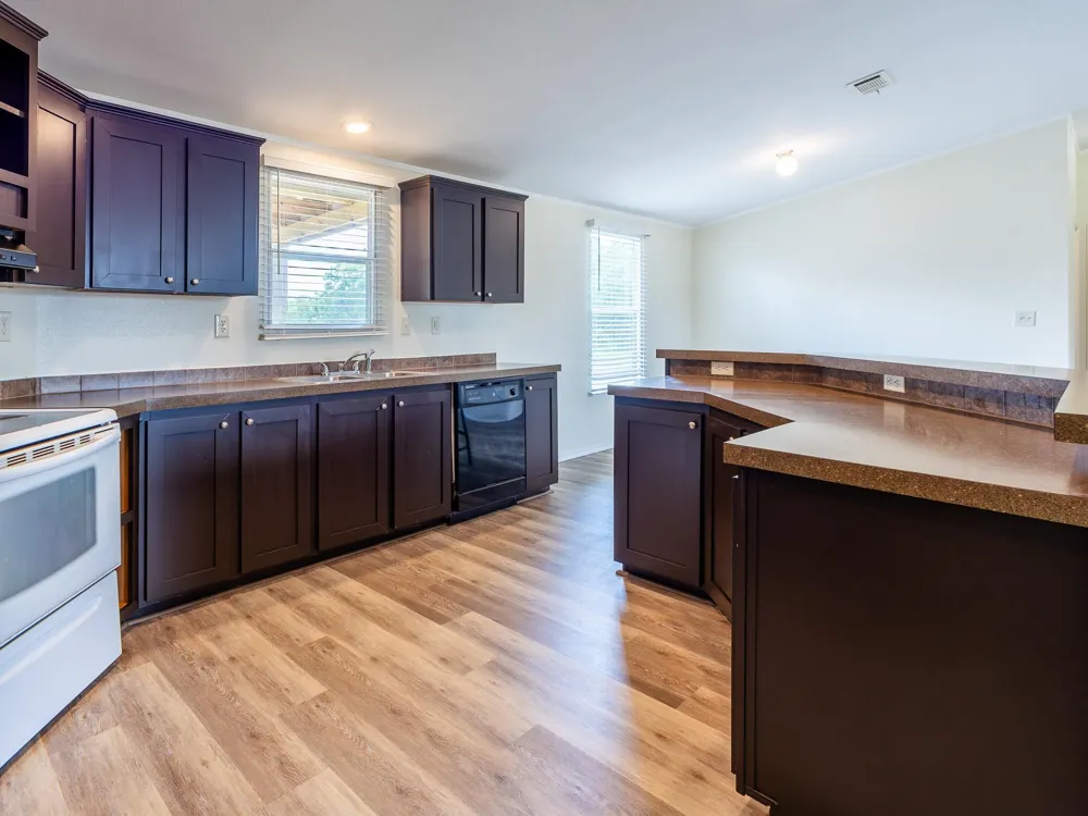 882 County Road 404 Bay City, TX 77414