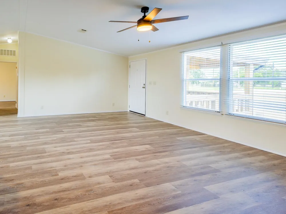 882 County Road 404 Bay City, TX 77414