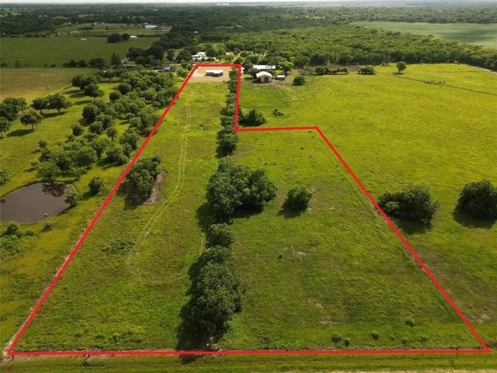 882 County Road 404 Bay City, TX 77414