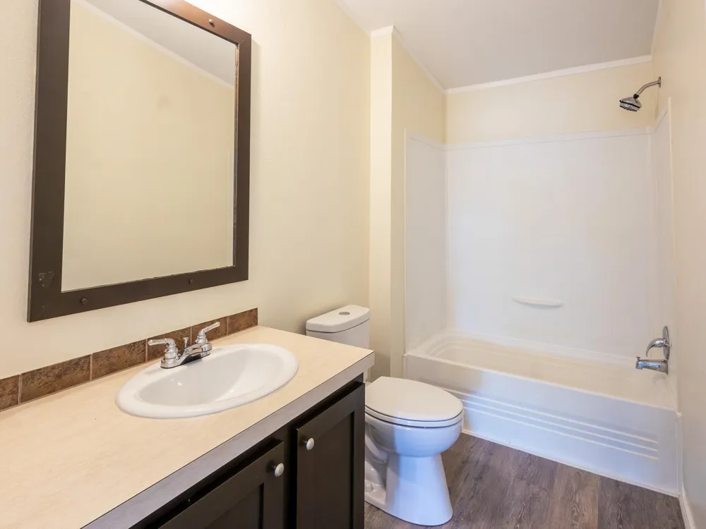 882 County Road 404 Bay City, TX 77414