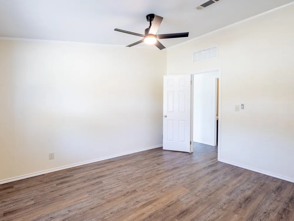 882 County Road 404 Bay City, TX 77414