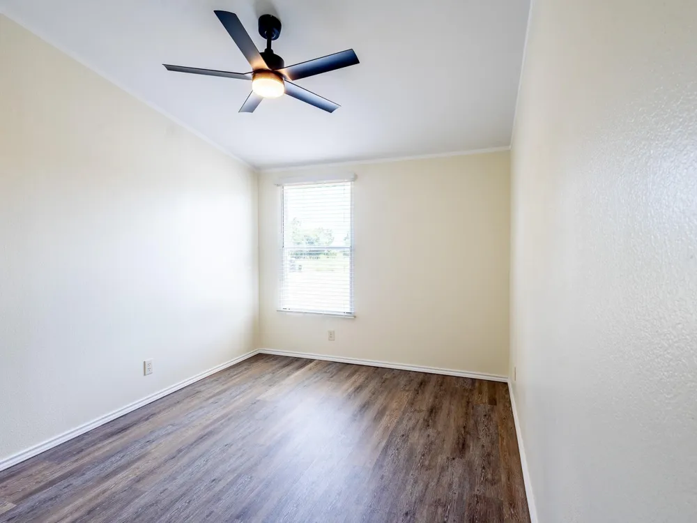 882 County Road 404 Bay City, TX 77414