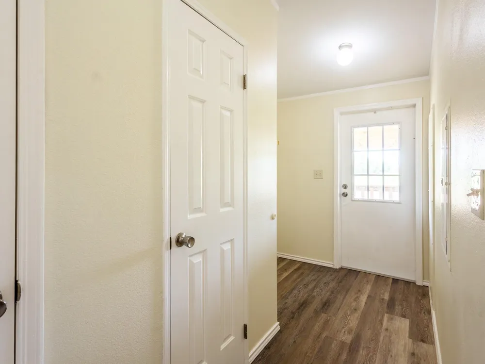 882 County Road 404 Bay City, TX 77414