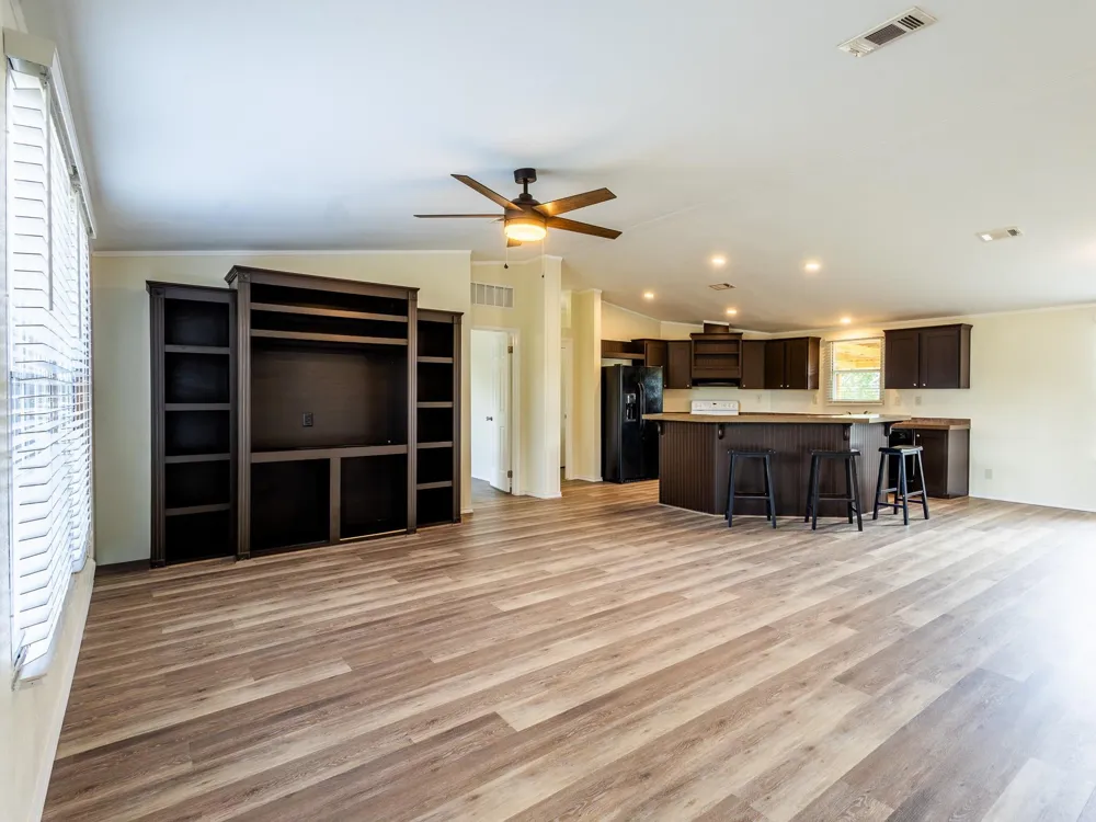 882 County Road 404 Bay City, TX 77414