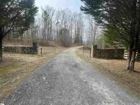 120 Lonesome Valley Road