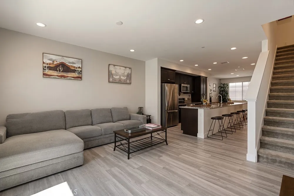 7674 Sunflower Pico Rivera, CA 90660