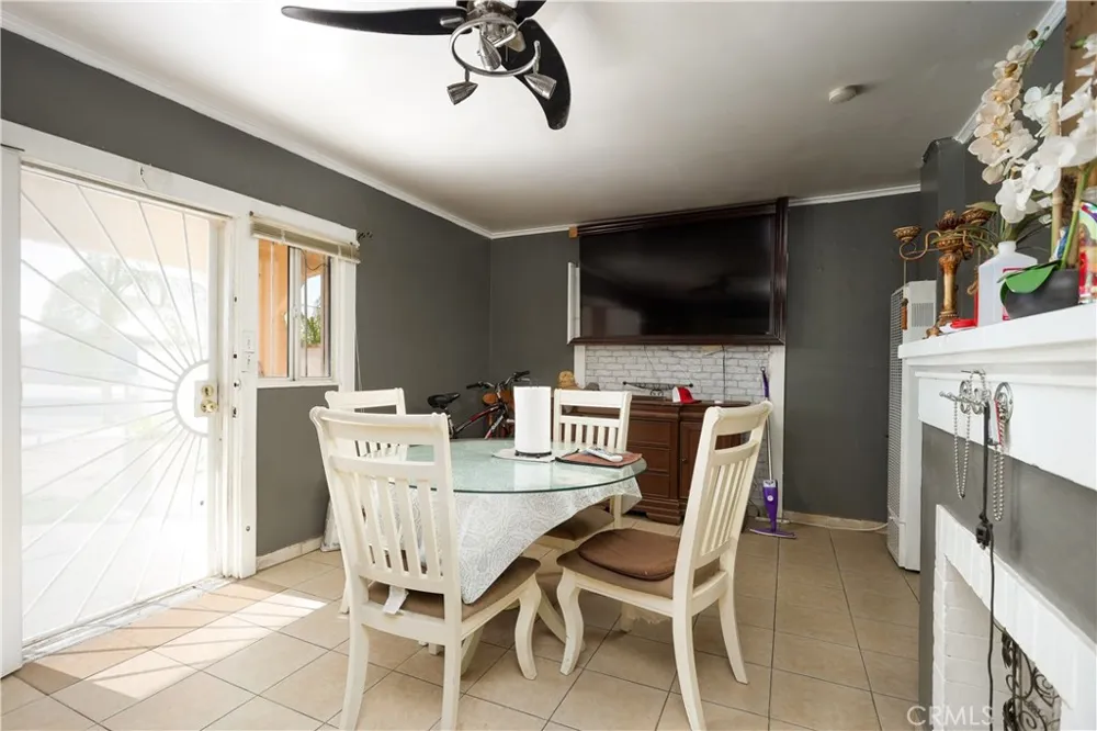 905 Q STREET Bakersfield, CA 93304