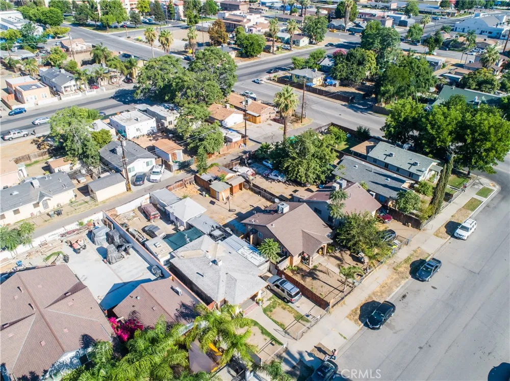 905 Q STREET Bakersfield, CA 93304