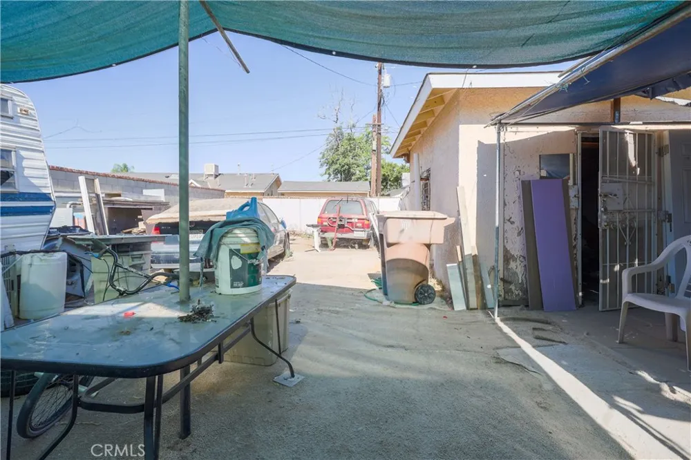 905 Q STREET Bakersfield, CA 93304