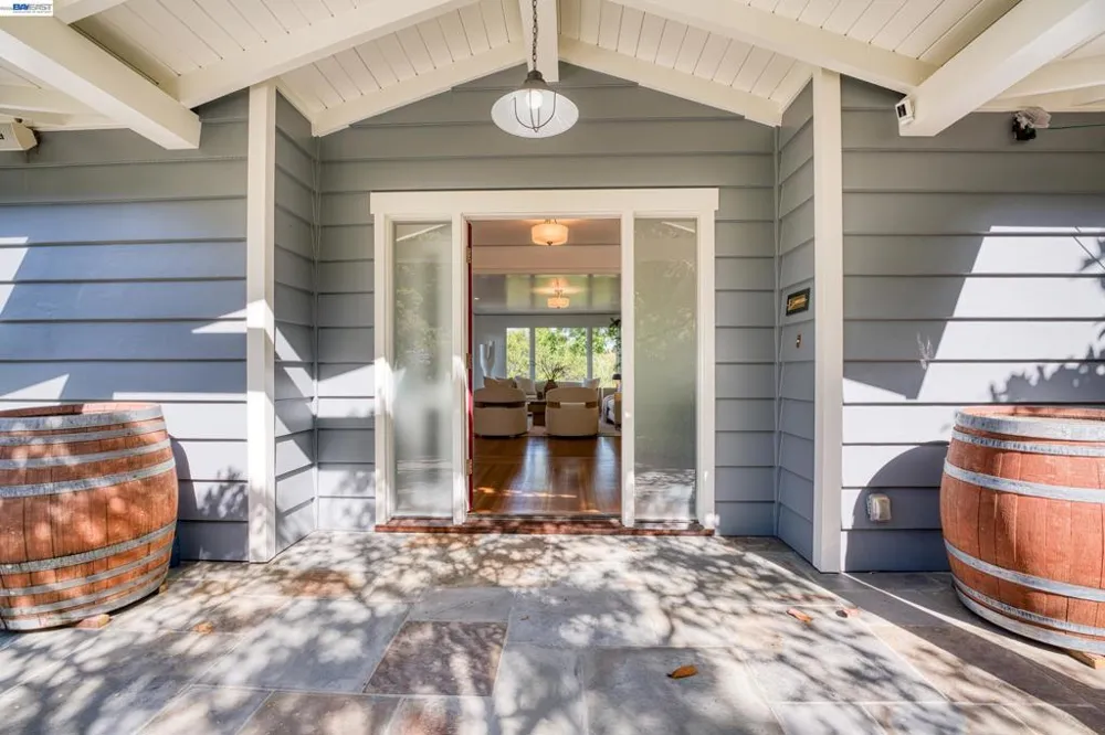 140 Sheridan Way Woodside, CA 94062