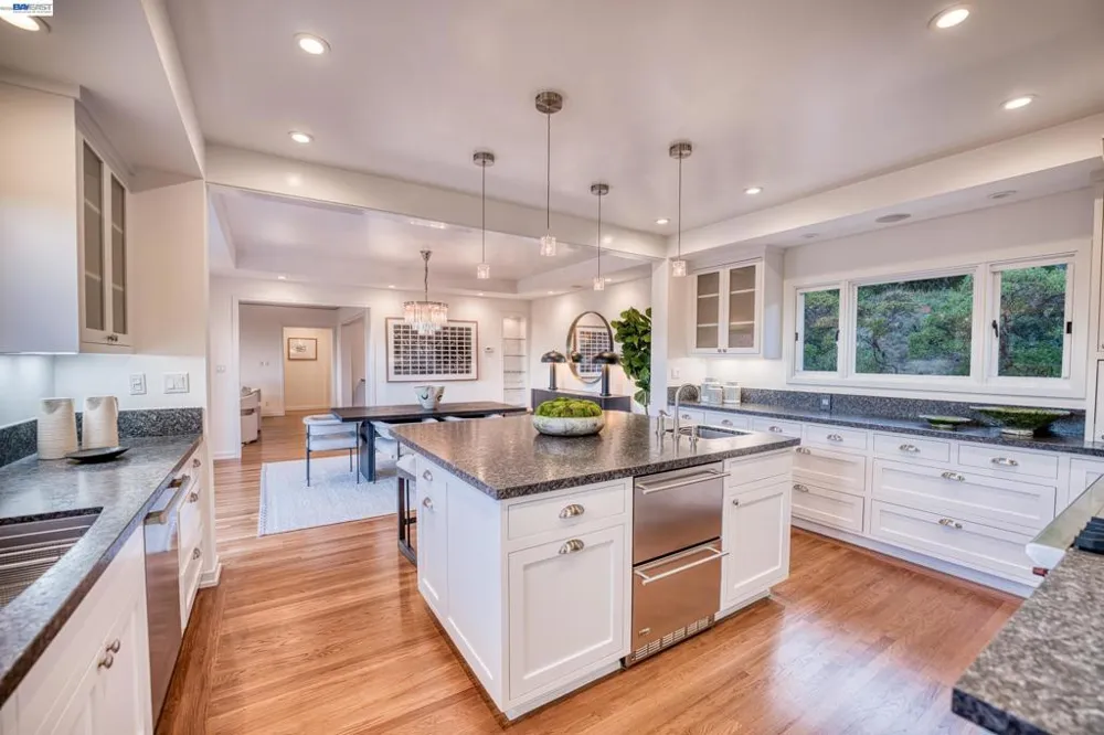 140 Sheridan Way Woodside, CA 94062