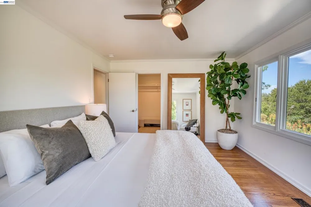 140 Sheridan Way Woodside, CA 94062