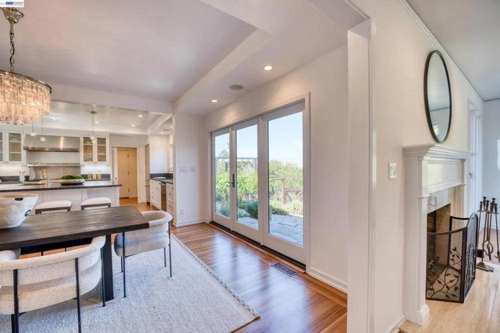 140 Sheridan Way Woodside, CA 94062