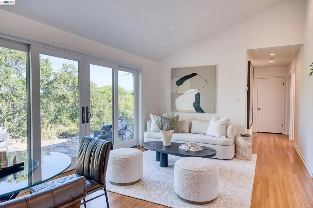 140 Sheridan Way Woodside, CA 94062