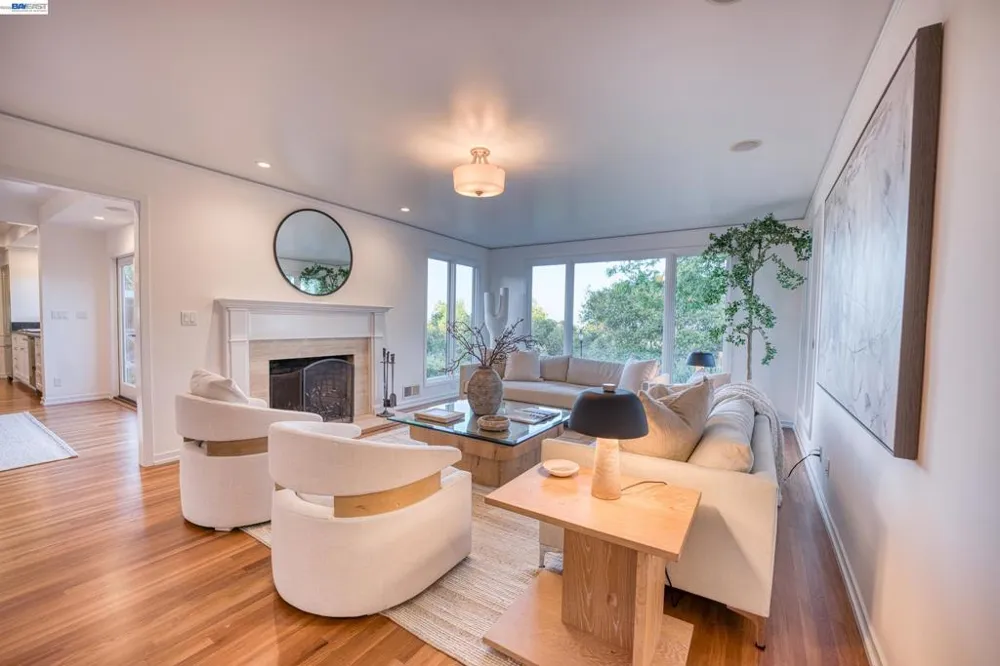 140 Sheridan Way Woodside, CA 94062