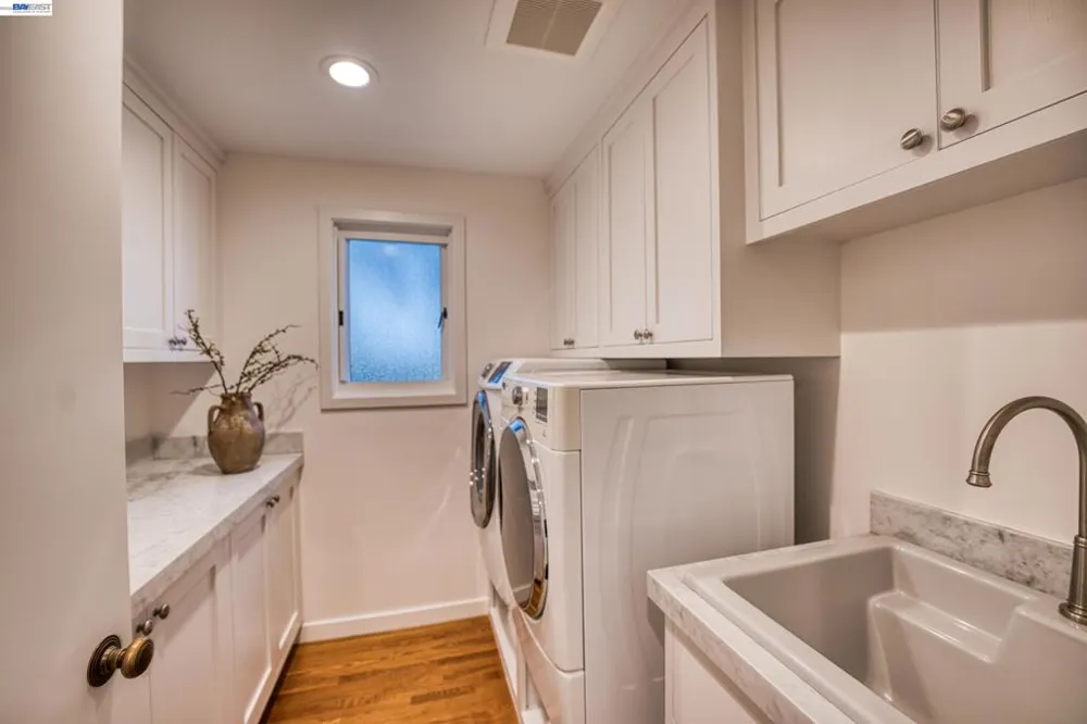 140 Sheridan Way Woodside, CA 94062