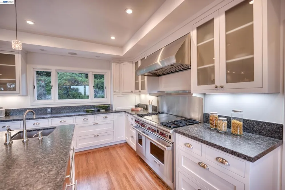 140 Sheridan Way Woodside, CA 94062