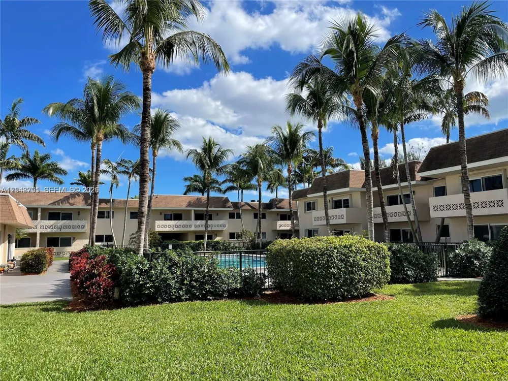 14500 SW 88th Ave #151 Palmetto Bay, FL 33176