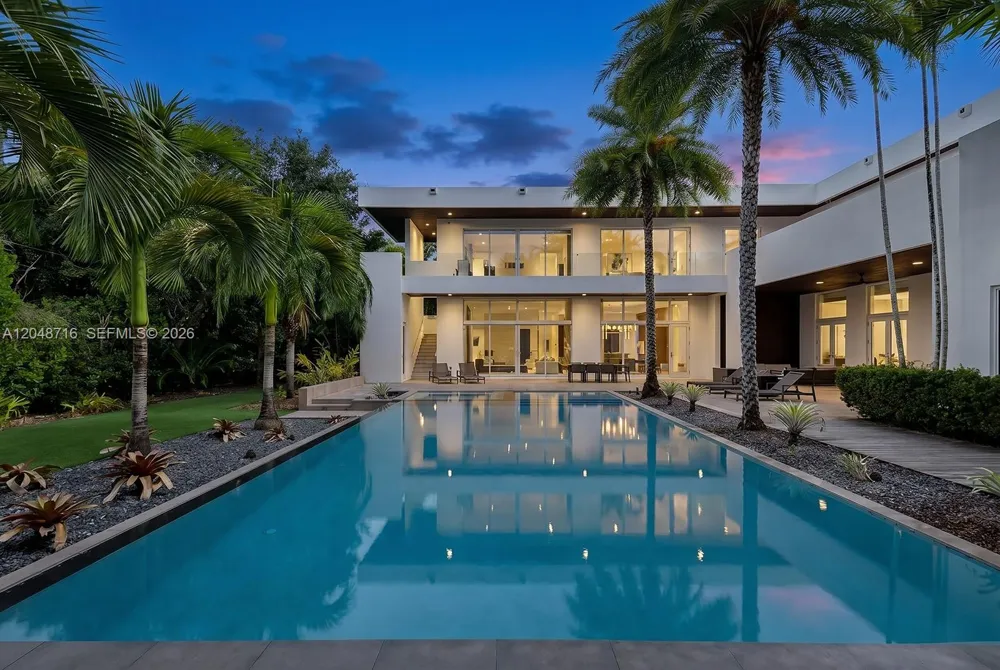12900 SW 63rd Ave Pinecrest, FL 33156