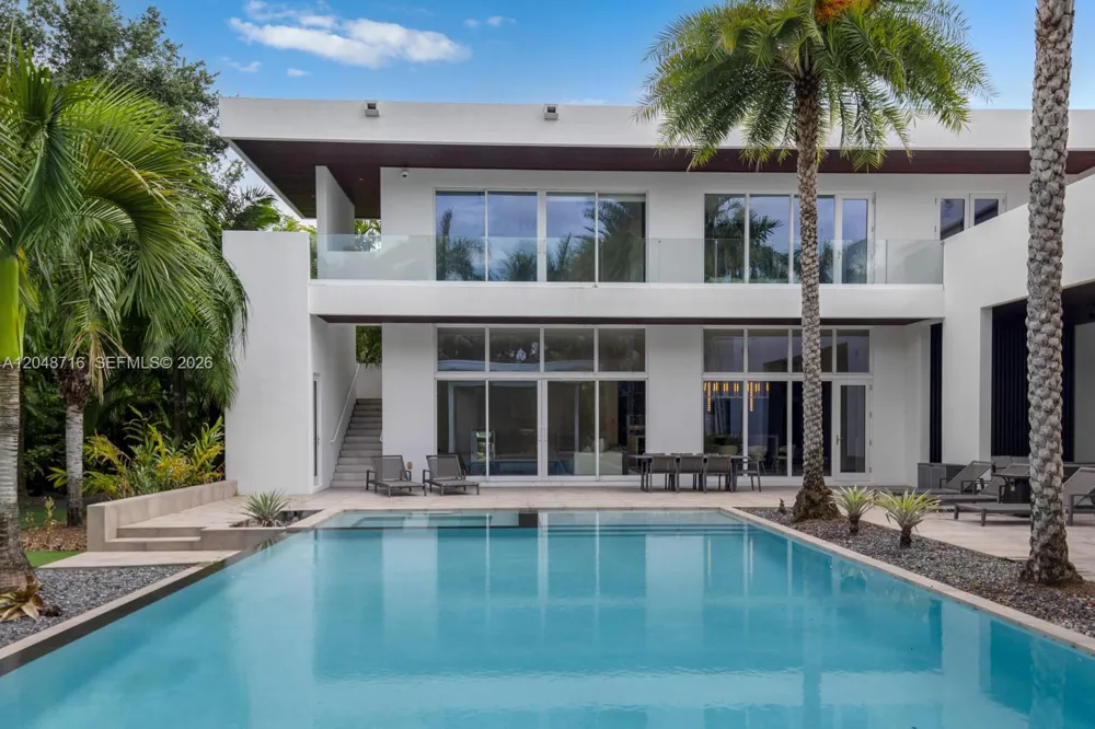 12900 SW 63rd Ave Pinecrest, FL 33156
