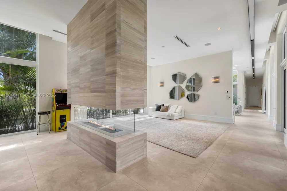 12900 SW 63rd Ave Pinecrest, FL 33156