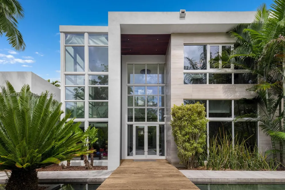 12900 SW 63rd Ave Pinecrest, FL 33156