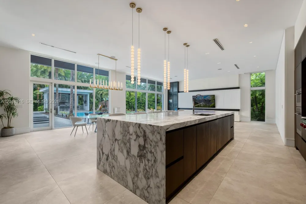 12900 SW 63rd Ave Pinecrest, FL 33156