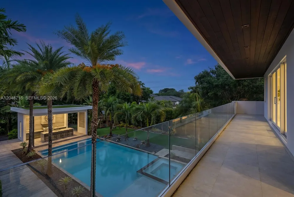 12900 SW 63rd Ave Pinecrest, FL 33156