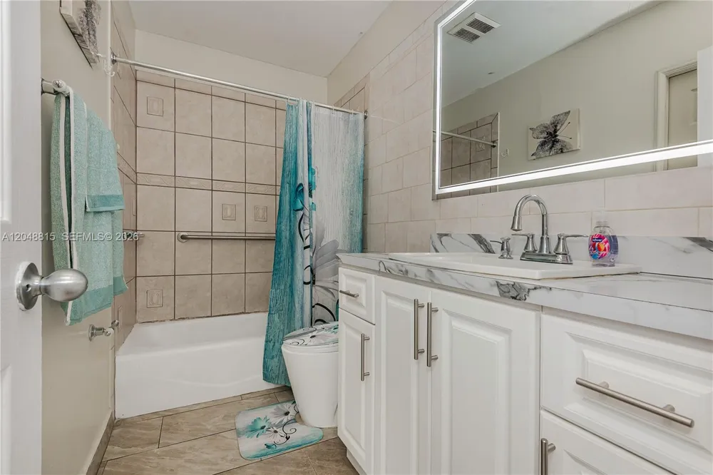 750 NE 4th Pl Hialeah, FL 33010