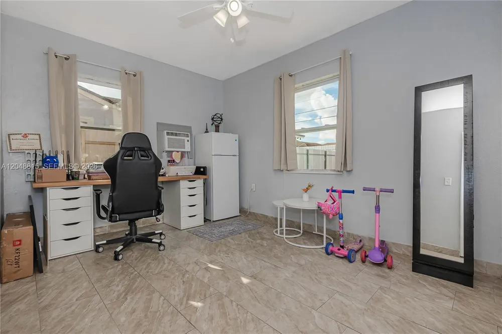 750 NE 4th Pl Hialeah, FL 33010