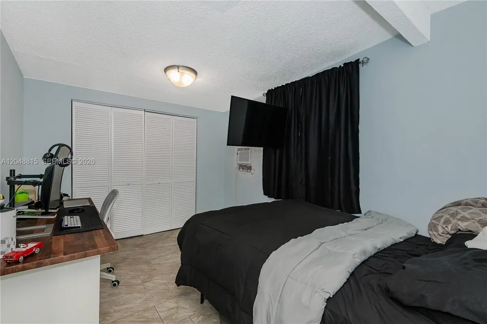 750 NE 4th Pl Hialeah, FL 33010