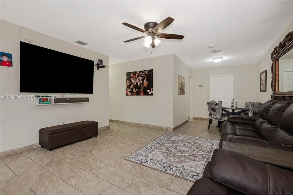 750 NE 4th Pl Hialeah, FL 33010