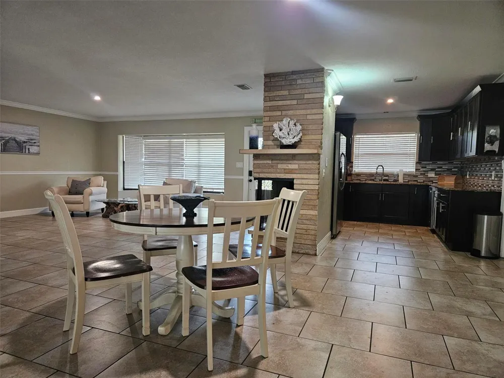 1417 27TH STREET W Bradenton, FL 34205