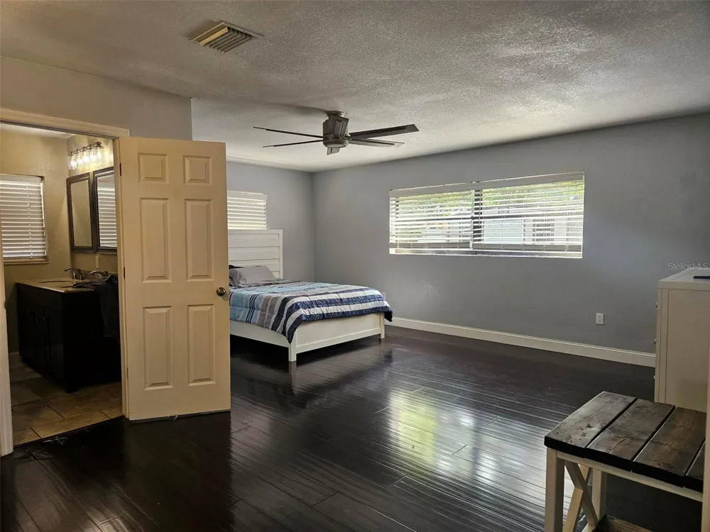 1417 27TH STREET W Bradenton, FL 34205