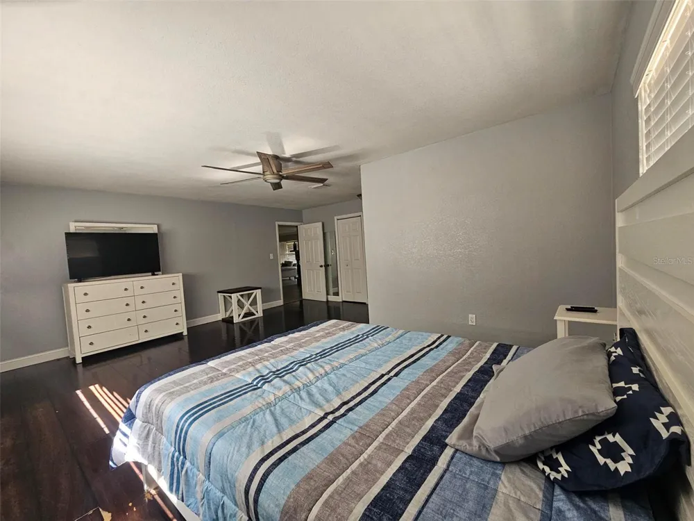1417 27TH STREET W Bradenton, FL 34205