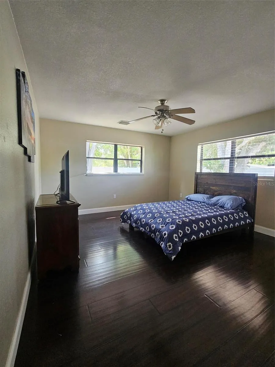 1417 27TH STREET W Bradenton, FL 34205