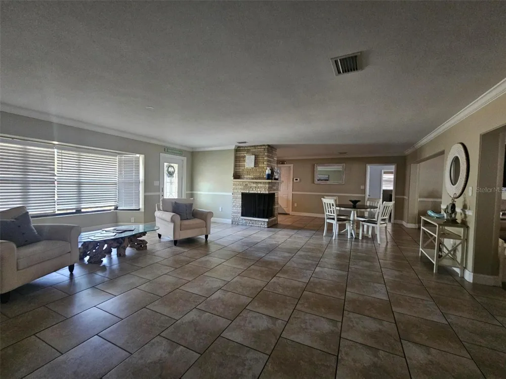 1417 27TH STREET W Bradenton, FL 34205