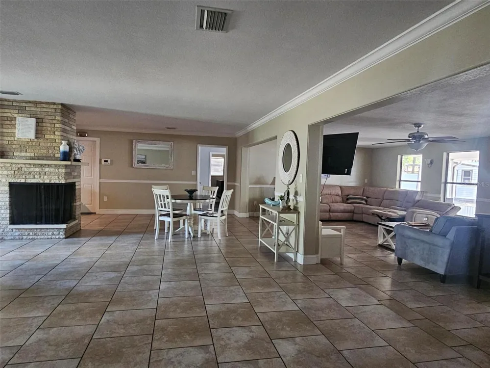 1417 27TH STREET W Bradenton, FL 34205
