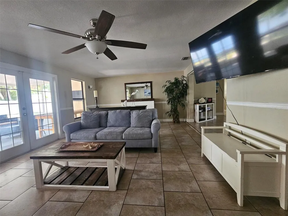 1417 27TH STREET W Bradenton, FL 34205