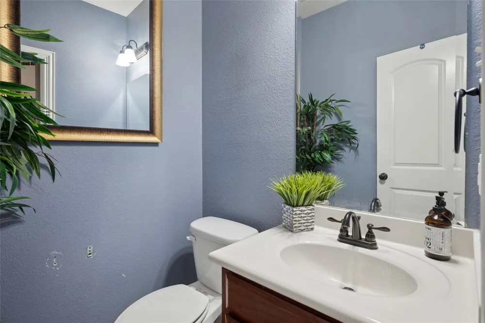 901 Oglethorpe Lane Aubrey, TX 76227