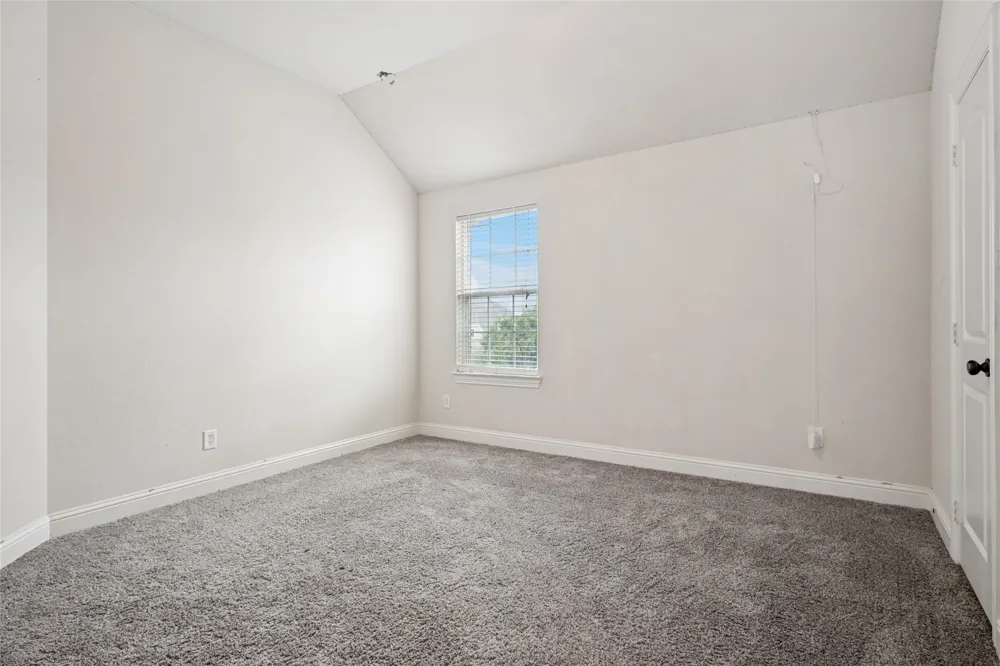 901 Oglethorpe Lane Aubrey, TX 76227