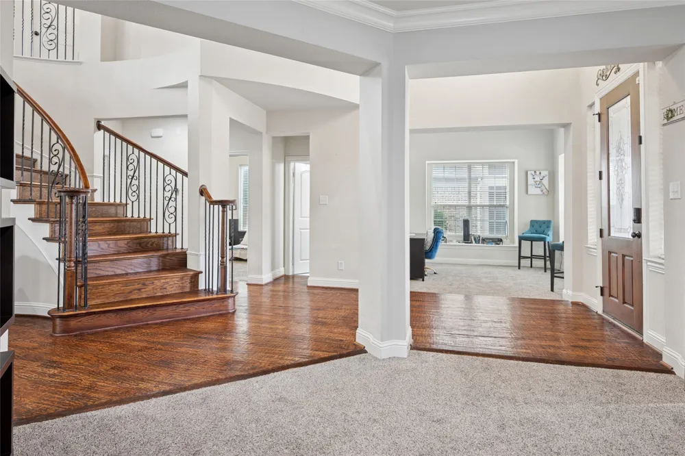 901 Oglethorpe Lane Aubrey, TX 76227