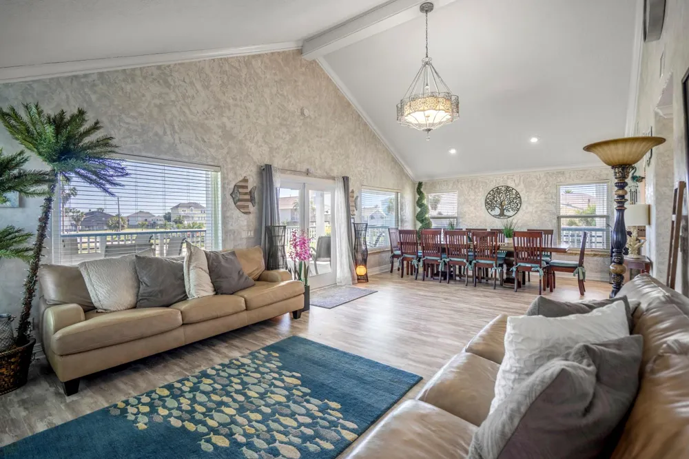 16544 John Silver Road Jamaica Beach, TX 77554