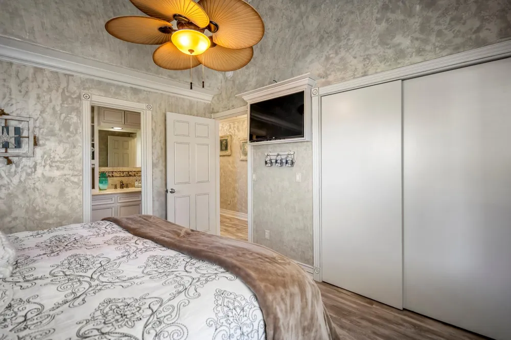 16544 John Silver Road Jamaica Beach, TX 77554